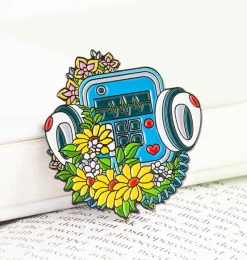 Codex Anatomicus Enamel Pins^Defibrillator with flowers - Enamel pin