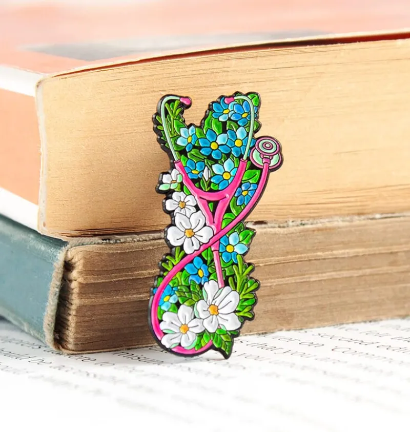 Codex Anatomicus Enamel Pins^Stethoscope with flowers - Enamel pin