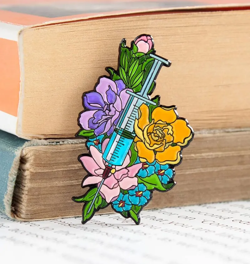 Codex Anatomicus Enamel Pins^Syringe with flowers - Enamel pin